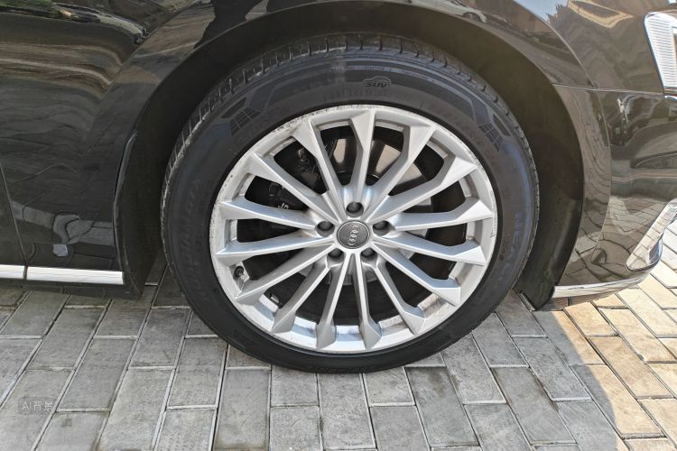 Audi A8 2020 car image #9