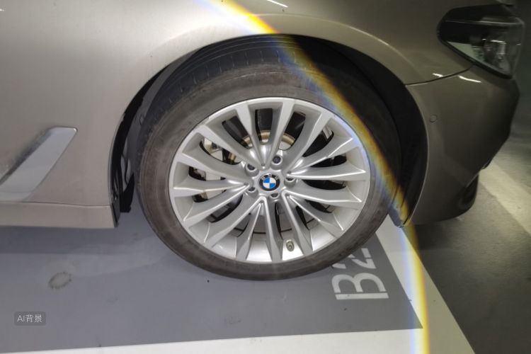 BMW 5 Series New Energy 2020 car image #9