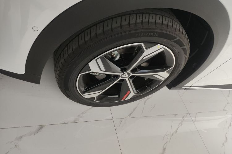 Deepal S07 2026 #9 Deepal S07 2026 car image #9