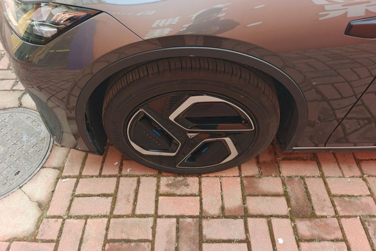 Deepal L07 2025 imagem de carro #9