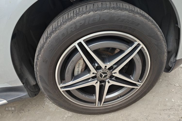 Mercedes-Benz EQC Class 2020 car image #9