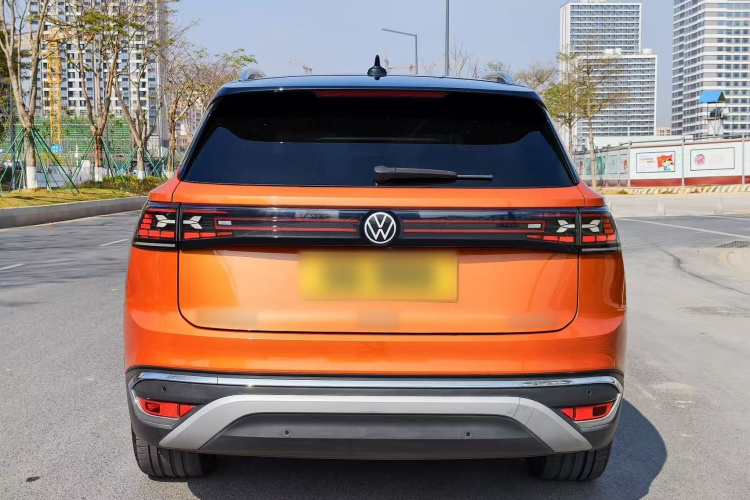 Volkswagen ID.6 Crozz 2021 immagine di auto #9