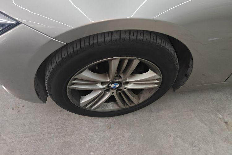 BMW 3 Series 2017 #9 BMW 3 Series 2017 car image #9