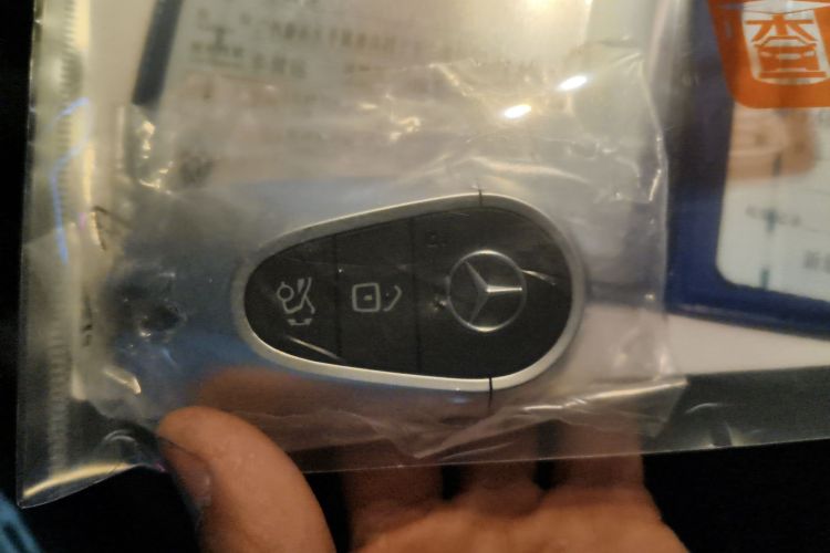 Mercedes-Benz EQE SUV 2023 #9 Mercedes-Benz EQE SUV 2023 car image #9