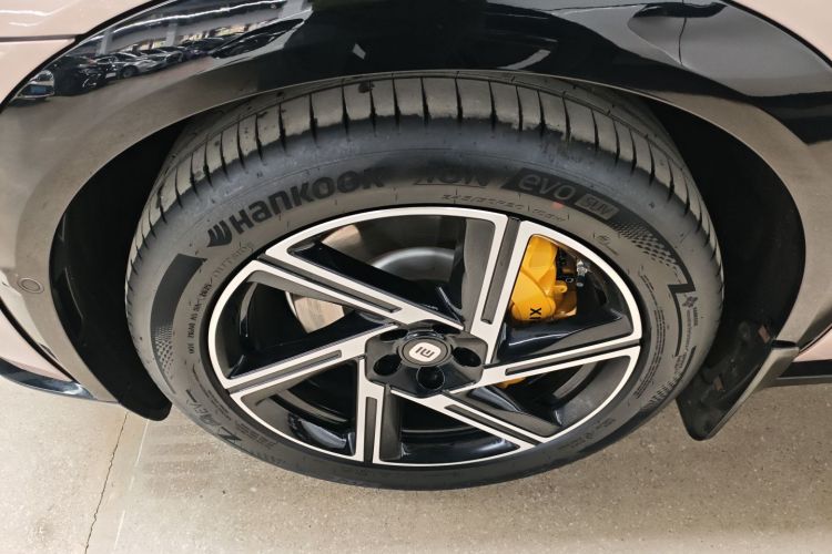 小米汽车 小米YU7 2025 汽车图片 #9