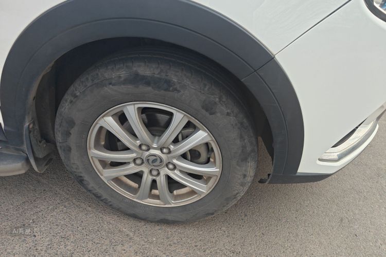 Forthing SX6 2019 car image #9