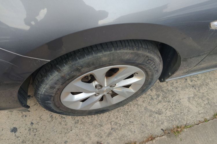Chevrolet Cavalier 2022 car image #9