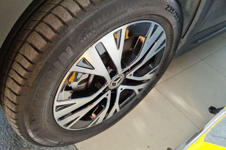 Mercedes-Benz GLB Class 2025 #9 Mercedes-Benz GLB Class 2025 immagine di auto #9