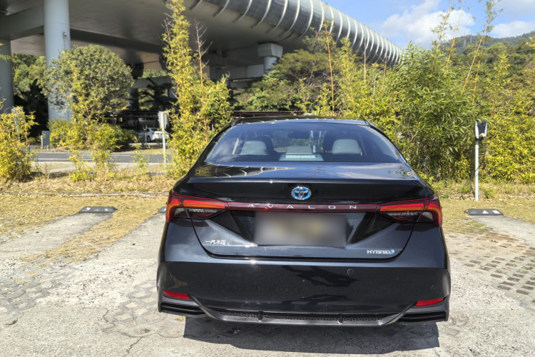 Toyota Avalon 2020 car image #9