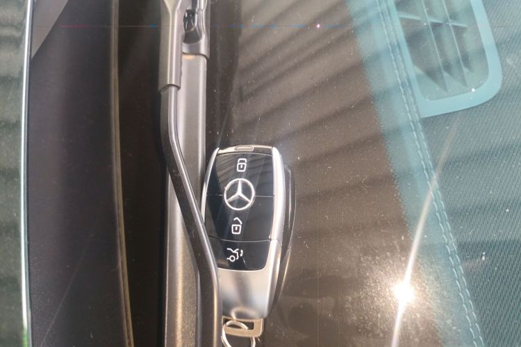 Mercedes-Benz E Class (Imported) 2019 car image #9