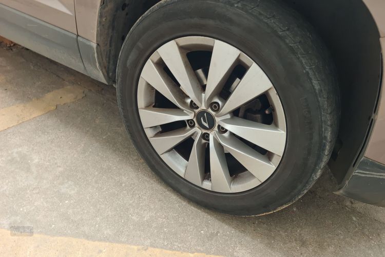 VS5 2020 car image #9