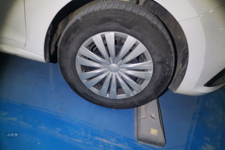 Santana 2019 car image #9
