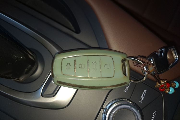 Haval F7 2020 car image #9