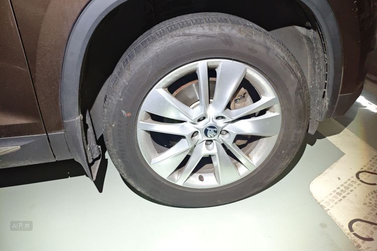 Skoda Kodiaq 2018 изображение автомобиля #9