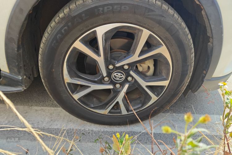 Toyota C-HR 2018 imagem de carro #9