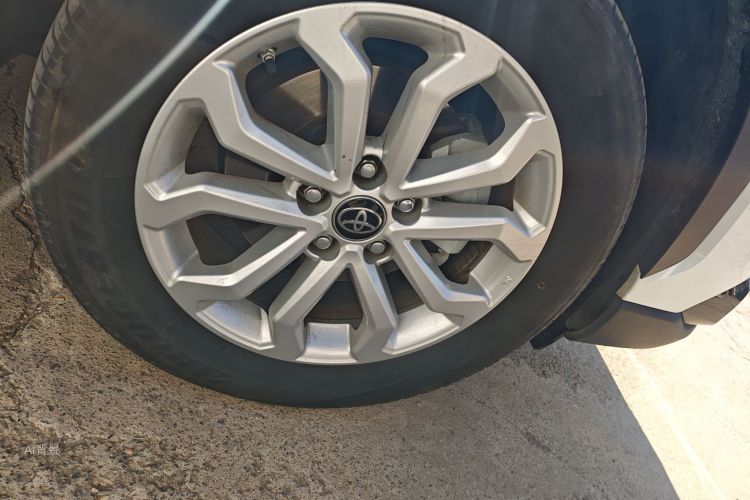 Toyota Frontlander 2023 #9 Toyota Frontlander 2023 immagine di auto #9