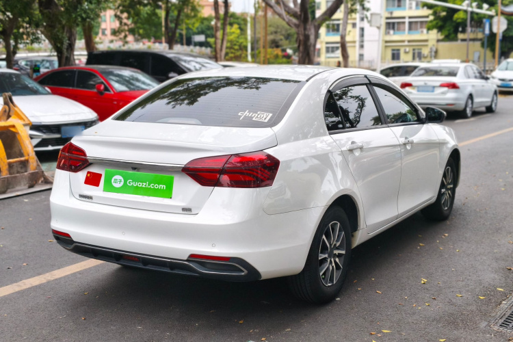 GEELY Emgrand 2020 car image #9