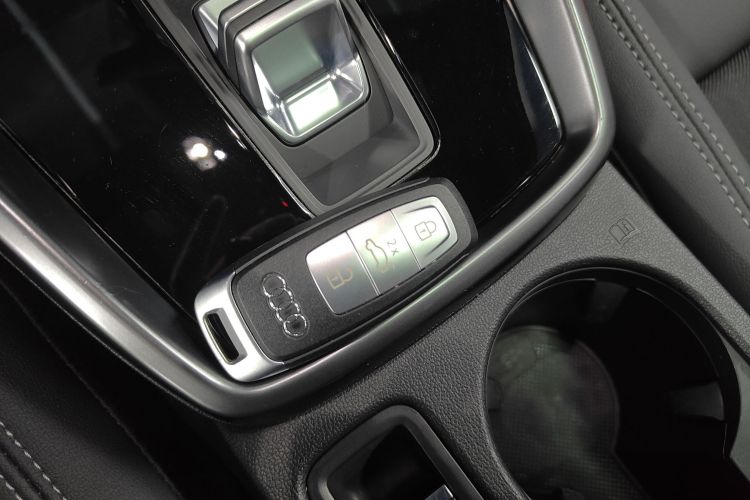 Audi A3 2021 car image #9
