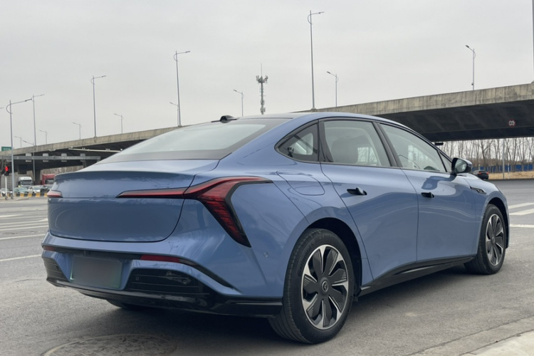 HongQi TianGong 05 2025 car image #9