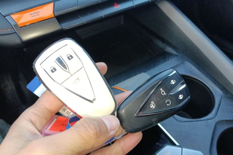 Changan UNI-V 2022 immagine di auto #9