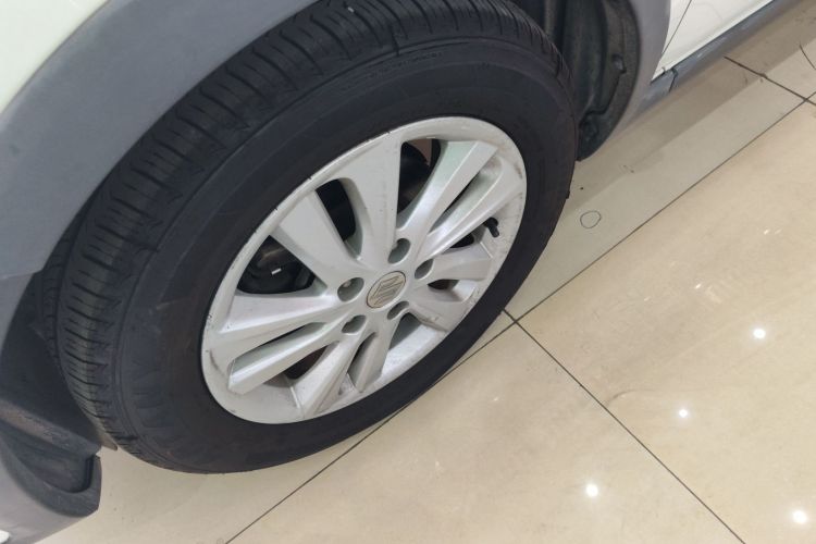 铃木 天语 SX4 2014 汽车图片 #9