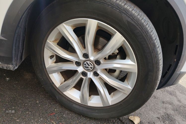 T-Roc 2018 car image #9