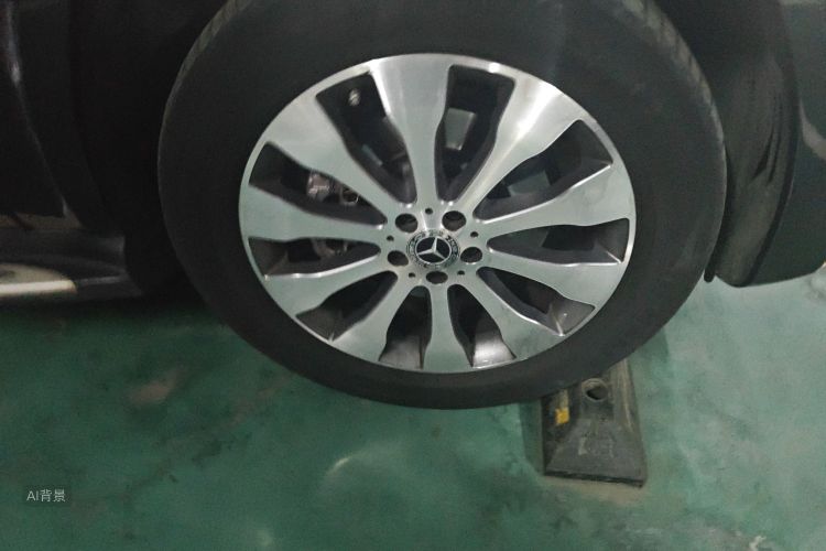 Mercedes-Benz GLS Class 2018 #9 Mercedes-Benz GLS Class 2018 car image #9