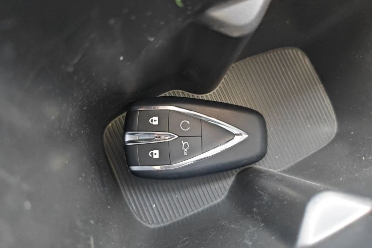 Changan EadoPHEV 2026 immagine di auto #9