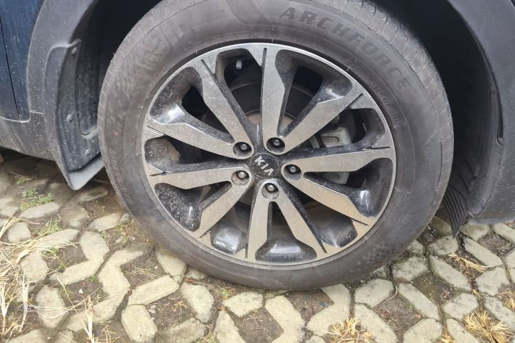 Kia KX5 2016 immagine di auto #9