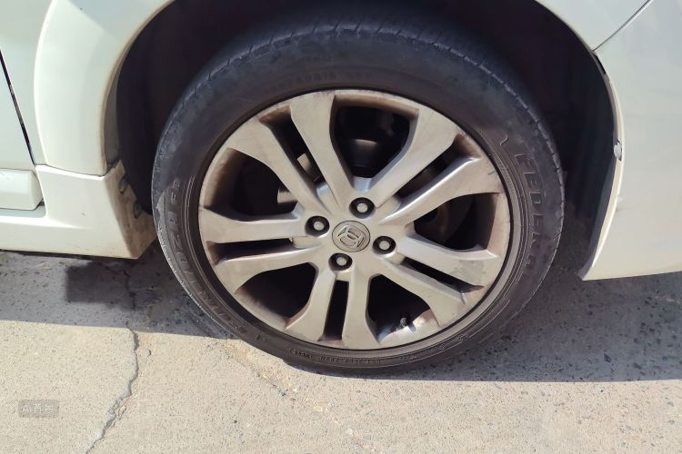 Suzuki Liana A6 2016 image de voiture #9