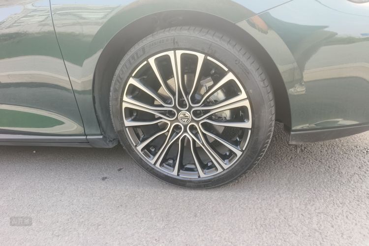 MG 7 2025 car image #9