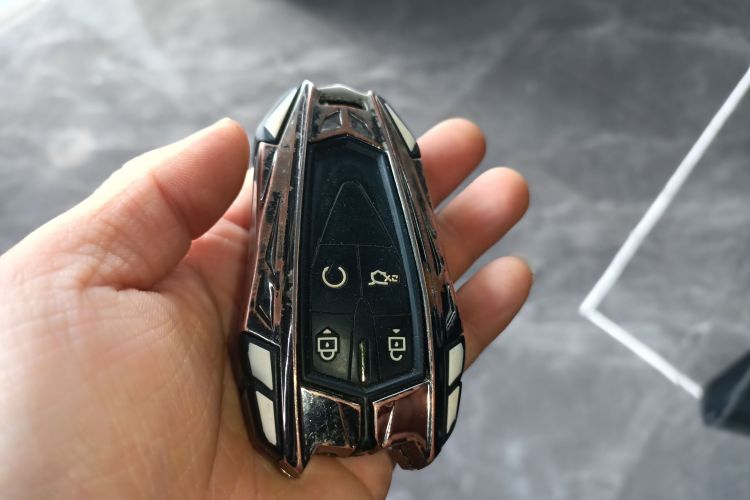 Changan UNI-K iDD 2022 car image #9