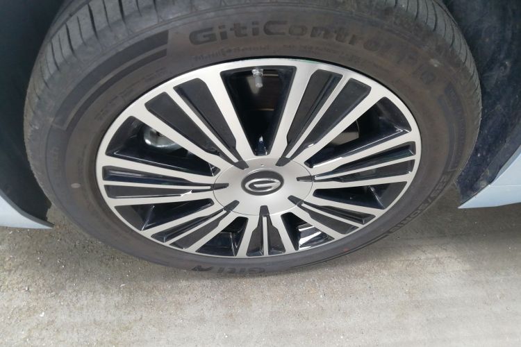 GAC Trumpchi E8 New Energy 2024 car image #9