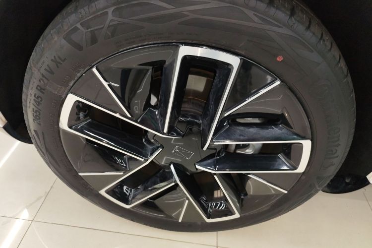 Avatr 11 2023 #9 Avatr 11 2023 car image #9