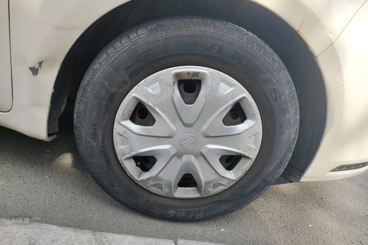 MG 3 2014 car image #9