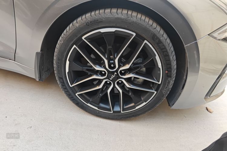 Kia K5 2021 immagine di auto #9