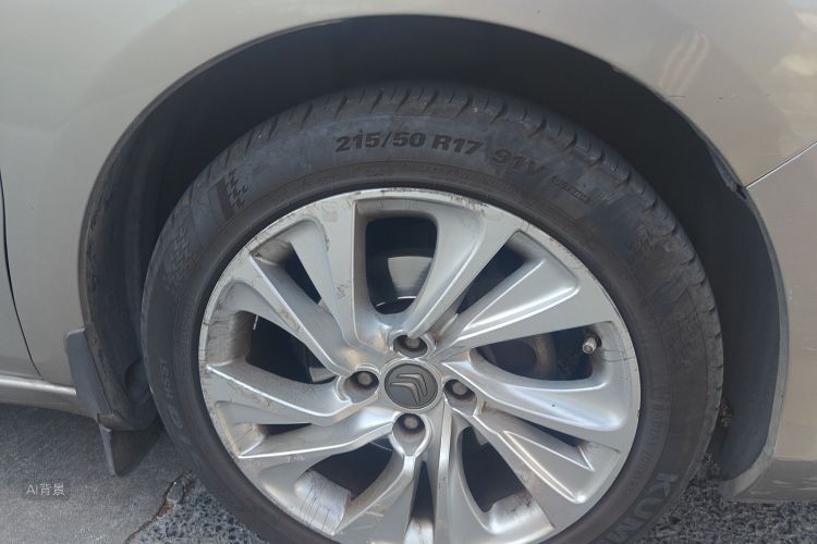 Citroen C4L 2013 immagine di auto #9