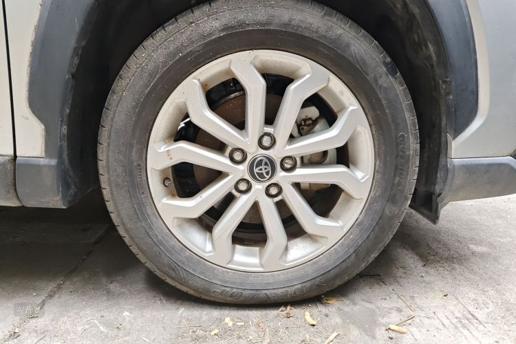 Toyota Frontlander 2022 car image #9