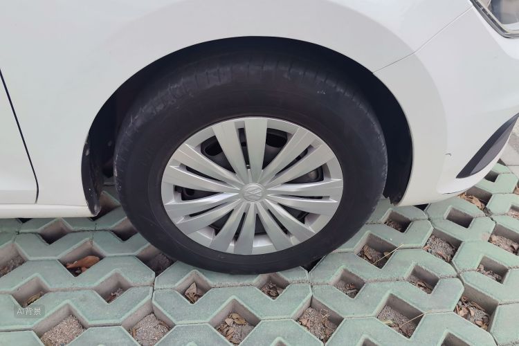 Santana 2021 car image #9
