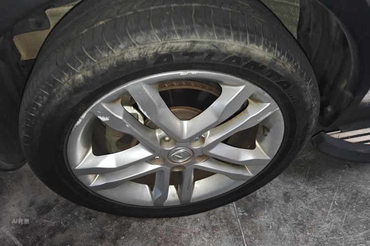 Changan CS35 2018 صورة سيارة #9