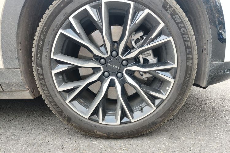 极氪 极氪007GT 2025 汽车图片 #9