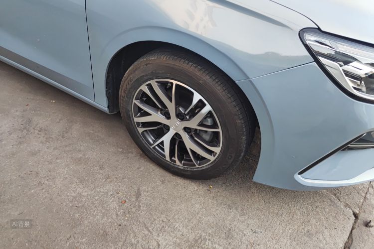 GEELY Emgrand 2023 car image #9