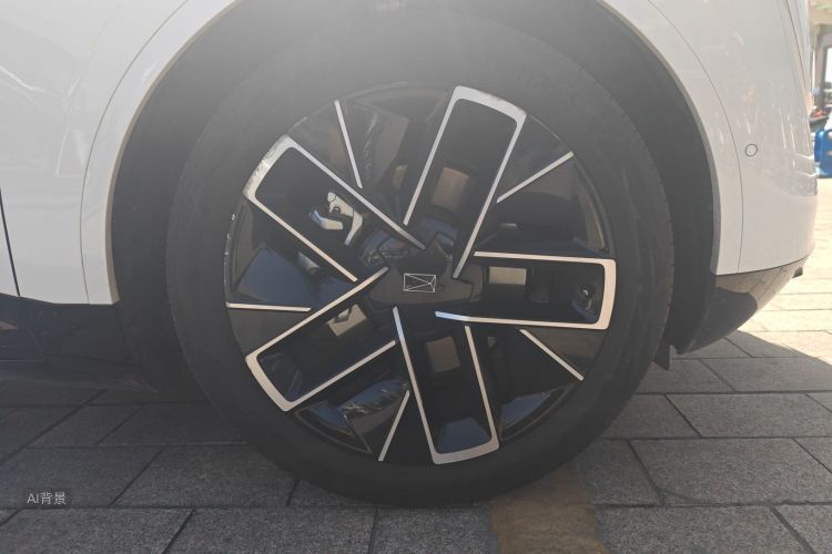 Avatr 11 2023 #9 Avatr 11 2023 car image #9