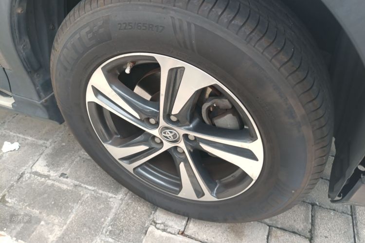 Toyota RAV4 2015 #9 Toyota RAV4 2015 immagine di auto #9