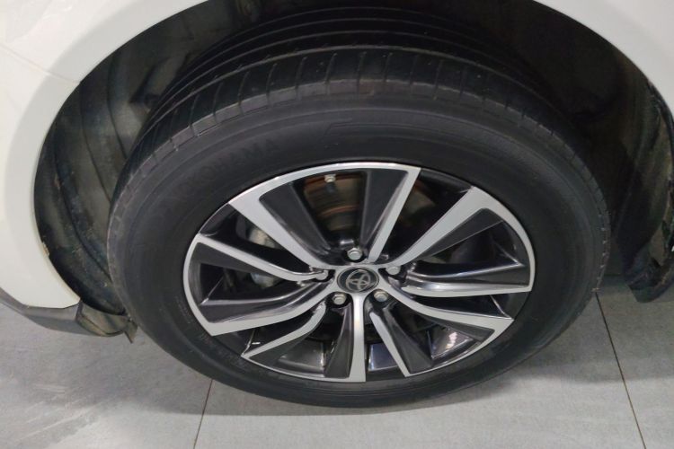 Toyota Harrier 2022 immagine di auto #9