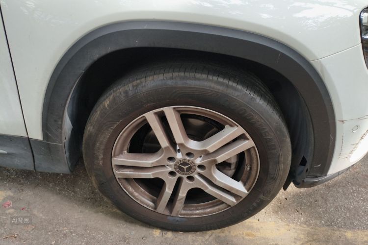 Mercedes-Benz GLB Class 2021 car image #9