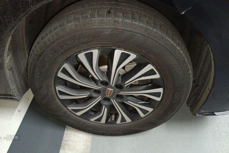 HongQi HQ9 PHEV 2024 #9 HongQi HQ9 PHEV 2024 car image #9