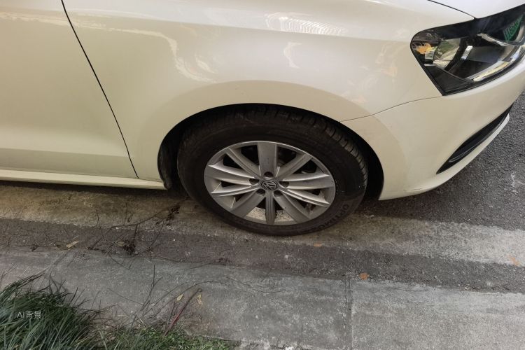 Volkswagen Polo 2015 immagine di auto #9