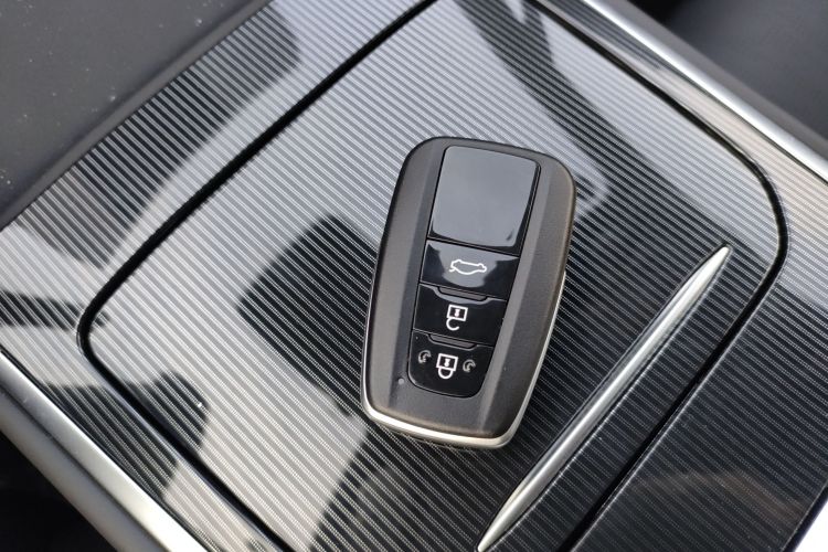 睿蓝汽车 睿蓝7 2026 汽车图片 #9