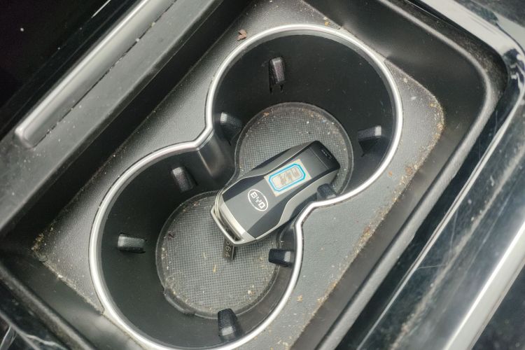 BYD Tang New Energy 2018 #9 BYD Tang New Energy 2018 car image #9